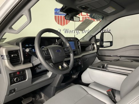 Certified 2024 Ford F350 XL 4X4 REG CAB***GOLD CERTIFIE image 14