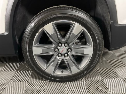 Used 2017 GMC Acadia SLT w/ LPO, Cargo Package FWD image 10