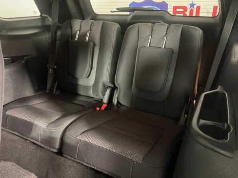Certified 2019 Ford Explorer XLT image 17