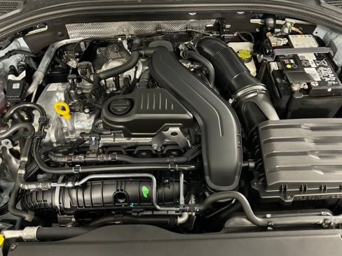 Used 2025 Volkswagen Jetta SE image 9