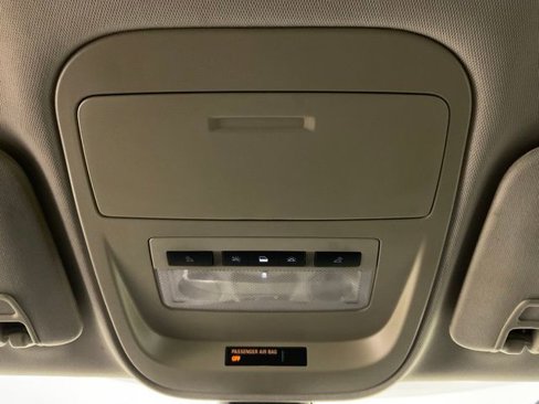 Used 2018 Chevrolet Colorado LT w/ LT Convenience Package image 20