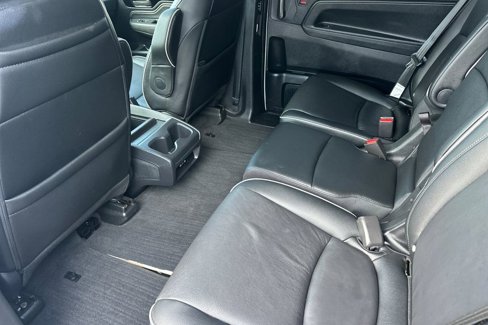 Used 2025 Honda Odyssey Touring image 14