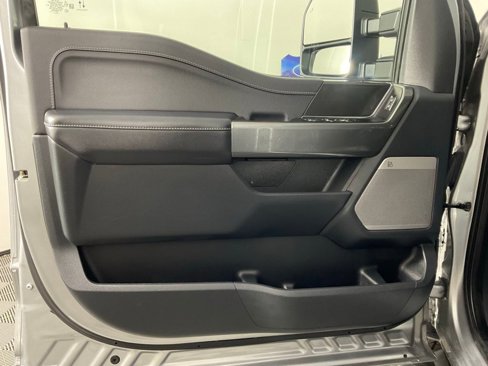 Certified 2022 Ford F150 4x4 SuperCrew Hybrid w/ XLT Black Appearance Package image 12