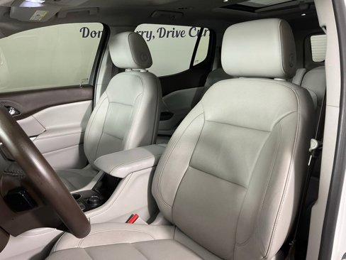 Used 2017 GMC Acadia SLT w/ LPO, Cargo Package FWD image 14