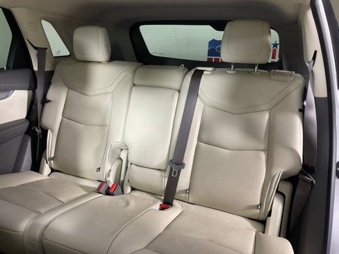 Used 2019 Cadillac XT5 Luxury image 16