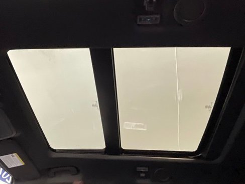 Certified 2020 Ford Explorer Platinum w/ Premium Technology Package image 22