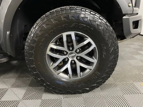 Certified 2017 Ford F150 Raptor w/ Equipment Group 802A Luxury image 10