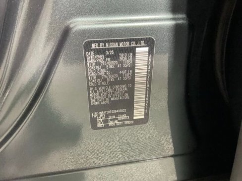 Used 2025 Nissan Armada PRO-4X image 28