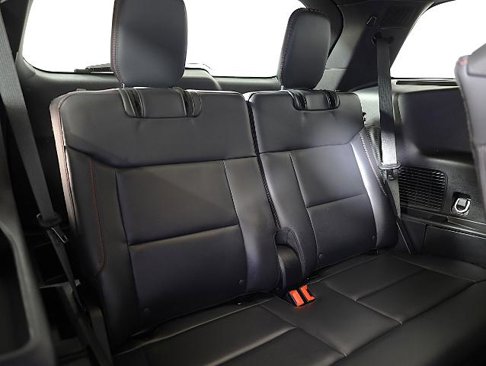 Certified 2025 Ford Explorer ST-Line w/ Premium Package image 11