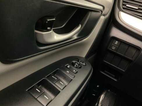Used 2019 Honda CR-V LX image 20
