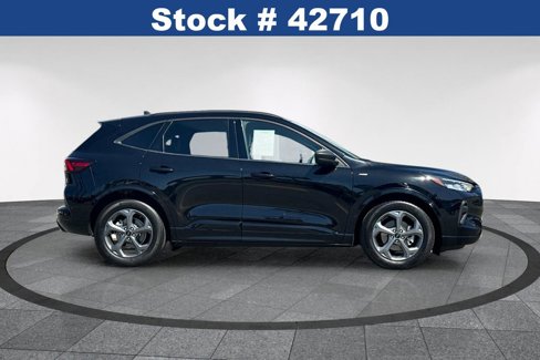 Certified 2024 Ford Escape ST-Line w/ Equipment Group 301A FWD image 4
