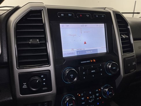 Certified 2020 Ford F350 Lariat ***BLUE CERTIFIED*** image 23