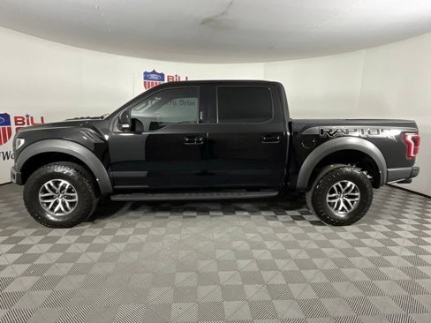 Certified 2017 Ford F150 Raptor w/ Equipment Group 802A Luxury image 6