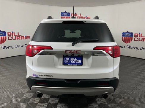 Used 2017 GMC Acadia SLT w/ LPO, Cargo Package FWD image 4