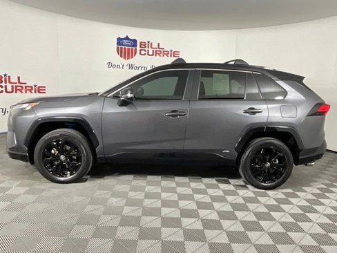 Used 2022 Toyota RAV4 XSE image 6