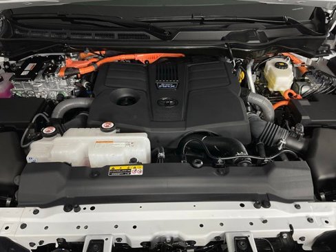 Used 2025 Toyota Sequoia Platinum ***BLUE CERTIFIED*** image 9