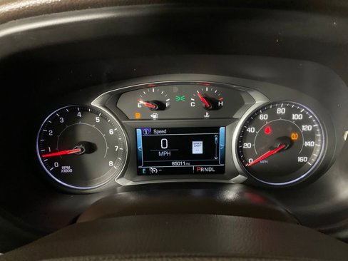 Used 2017 GMC Acadia SLT w/ LPO, Cargo Package FWD image 27
