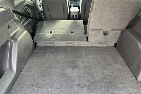 Certified 2018 Ford Escape SE image 17