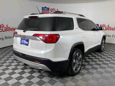 Used 2017 GMC Acadia SLT w/ LPO, Cargo Package FWD image 3