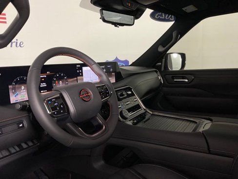 Used 2025 Nissan Armada PRO-4X image 13