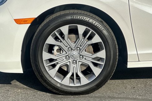 Used 2025 Honda Odyssey Touring image 32