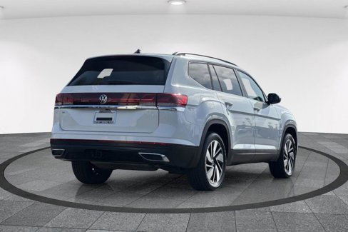 Used 2024 Volkswagen Atlas SE FWD image 5
