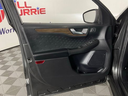 Certified 2020 Ford Escape Titanium AWD/4WD image 12