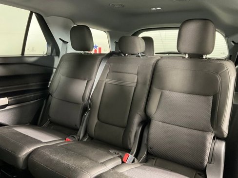 Certified 2022 Ford Explorer XLT image 14