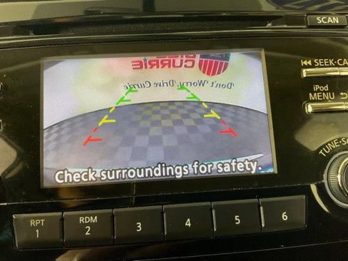 Used 2017 Nissan Rogue FWD w/ Appearance Package image 23