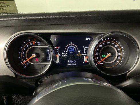 Used 2019 Jeep Wrangler Unlimited Sahara w/ Safety Group image 24