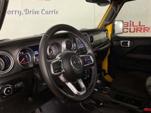 Used 2019 Jeep Wrangler Unlimited Sahara w/ Safety Group image 12