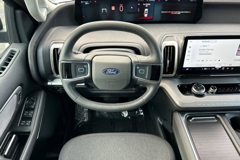 Certified 2025 Ford Expedition Max Active image 15