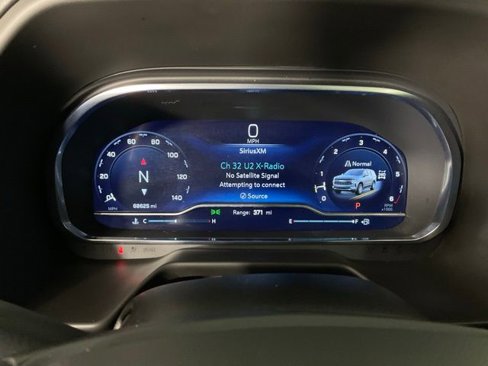 Used 2024 Chevrolet Tahoe Z71 w/ Luxury Package image 28