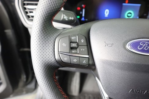 Certified 2025 Ford Escape ST-Line w/ Tech Pack #1 image 37