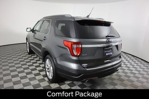 Certified 2018 Ford Explorer XLT w/ Equipment Group 202A image 6