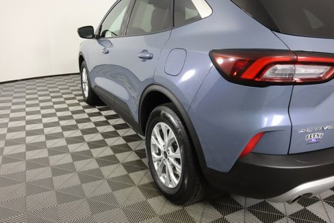 Certified 2023 Ford Escape Active image 17