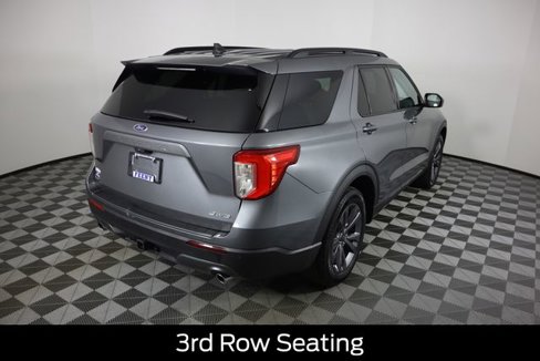 Certified 2023 Ford Explorer XLT w/ Equipment Group 202A image 3
