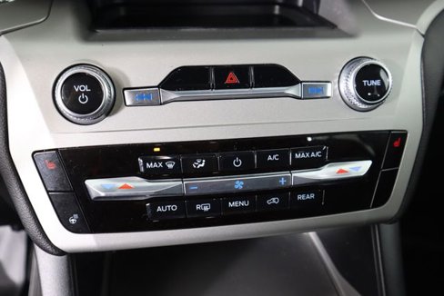 Certified 2022 Ford Explorer XLT w/ Equipment Group 202A image 47