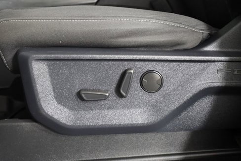 Certified 2022 Ford F150 XLT w/ Equipment Group 302A High image 43