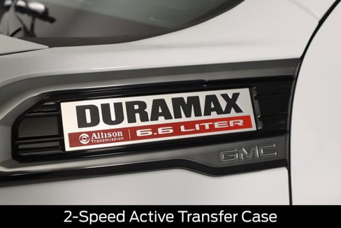 Used 2022 GMC Sierra 2500 AT4 image 25