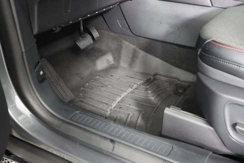 Certified 2025 Ford Escape ST-Line w/ Tech Pack #1 image 31