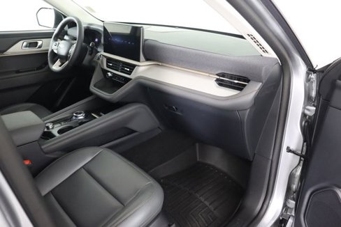 Certified 2025 Ford Explorer Active w/ Active Comfort Package image 68