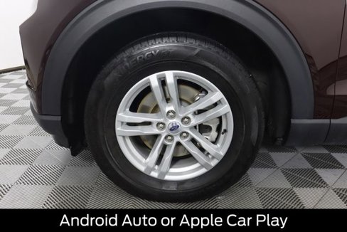 Certified 2022 Ford Explorer XLT w/ Equipment Group 202A image 14