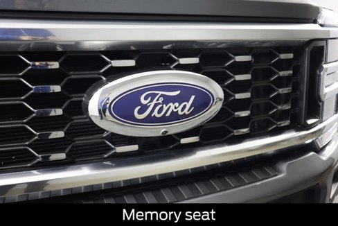 Certified 2025 Ford F450 Platinum w/ FX4 Off-Road Package image 24