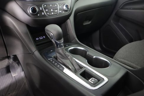 Used 2023 Chevrolet Equinox LT image 43