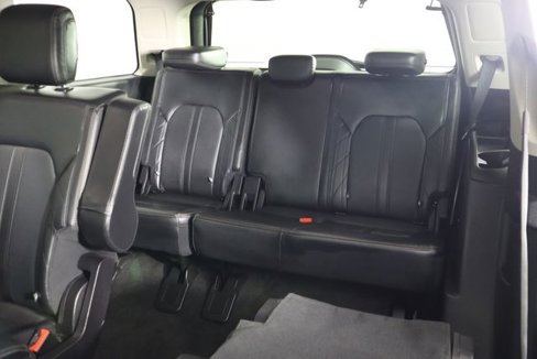 Certified 2020 Ford Expedition Platinum image 32