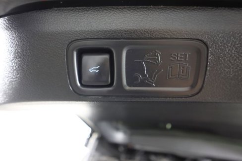 Certified 2020 Ford Expedition Platinum image 64