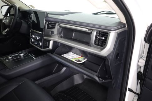 Certified 2023 Ford Expedition XLT image 73