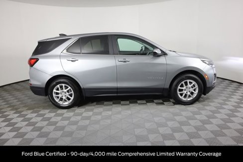 Used 2023 Chevrolet Equinox LT image 2