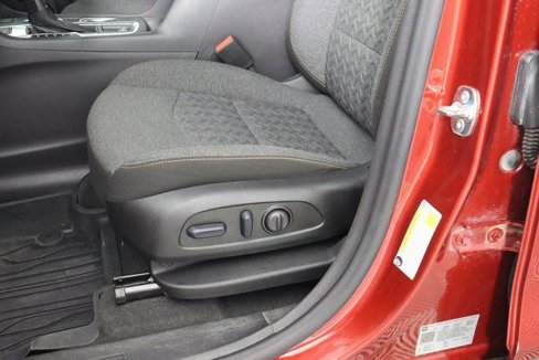 Used 2024 Chevrolet Equinox LT image 30